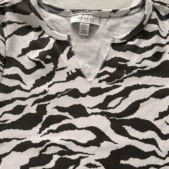 Topshop t-shirt - Picture 2 of 3